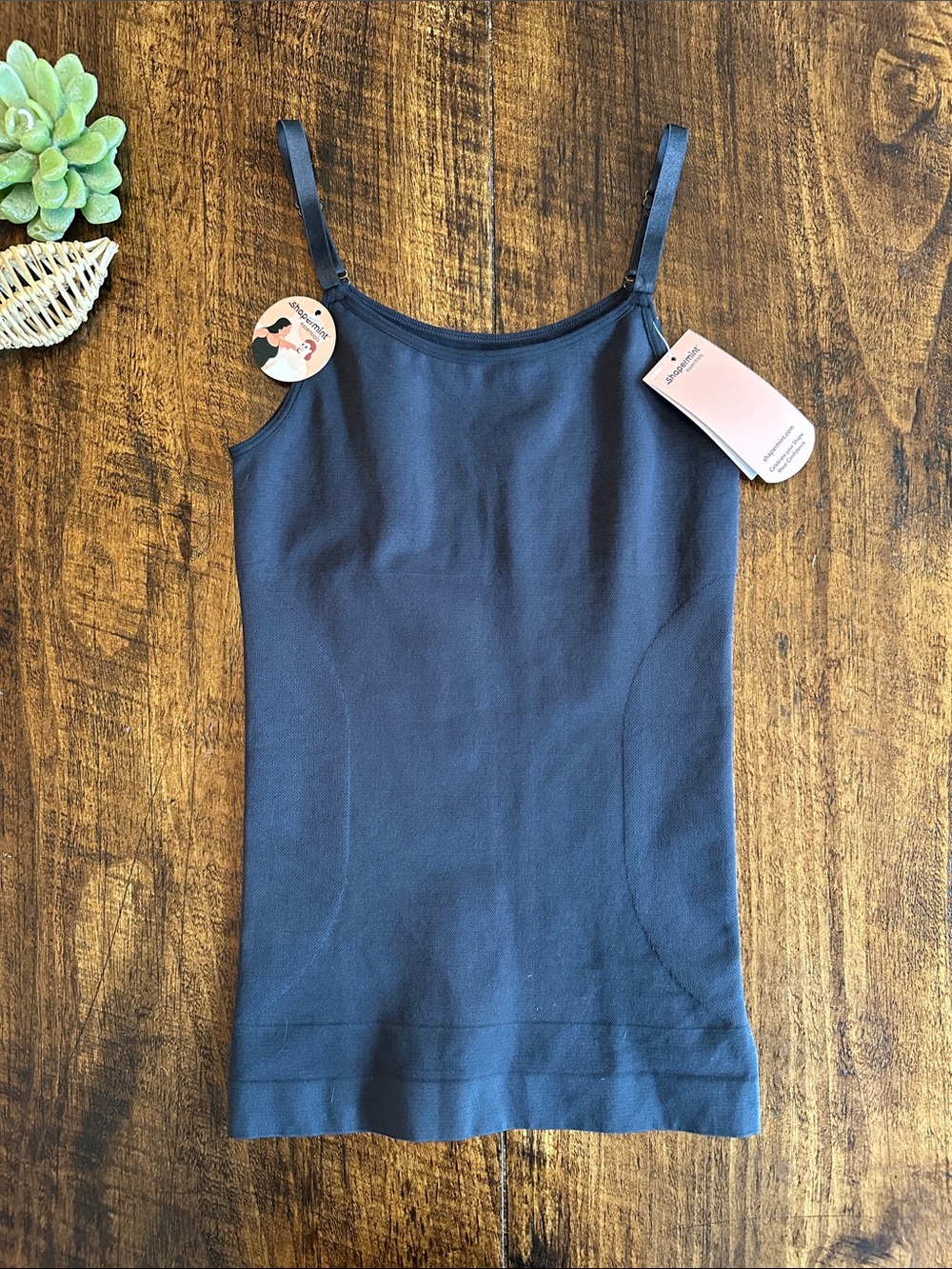 NWT Shapermint | Essentials All Day Every Day Scoop Neck Cami Black, Size L